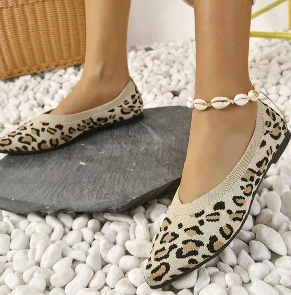 Women Leopard Pattern Point Toe Ballet Flats, Fashion Outdoor Flats - Picture 3 of 7